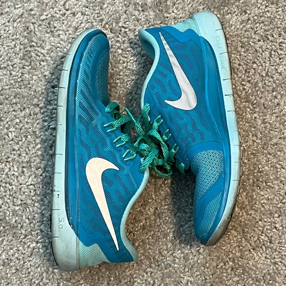 Nike Kids - Teal and Blue Sneakers - Picture 5 of 5